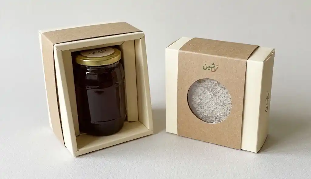 تنقلات عسل شامل عسل طبیعی و موم عسلی در بسته بندی کارتنی